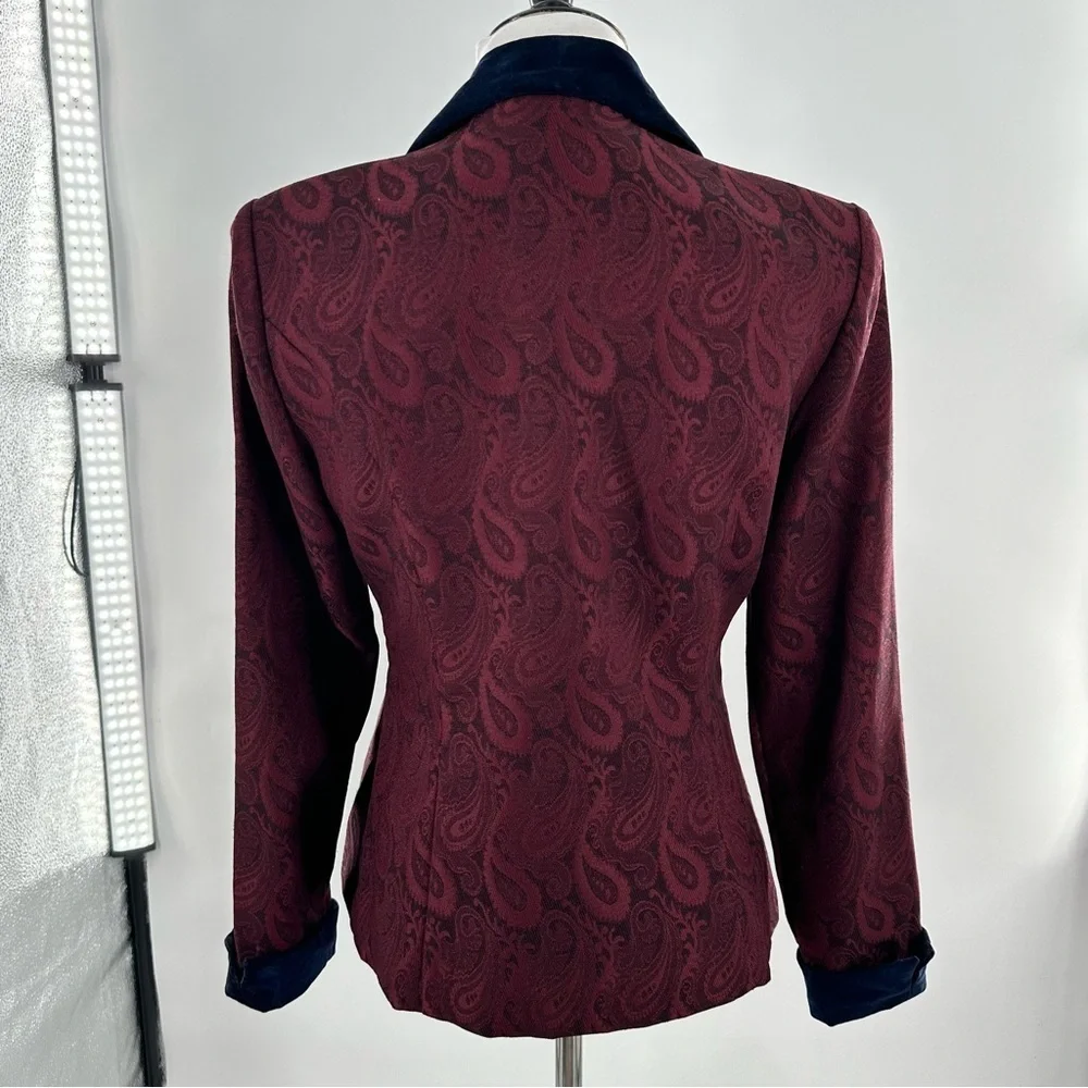 Jessica Howard blazer size 4 burgundy navy velvet paisley double breasted 90s